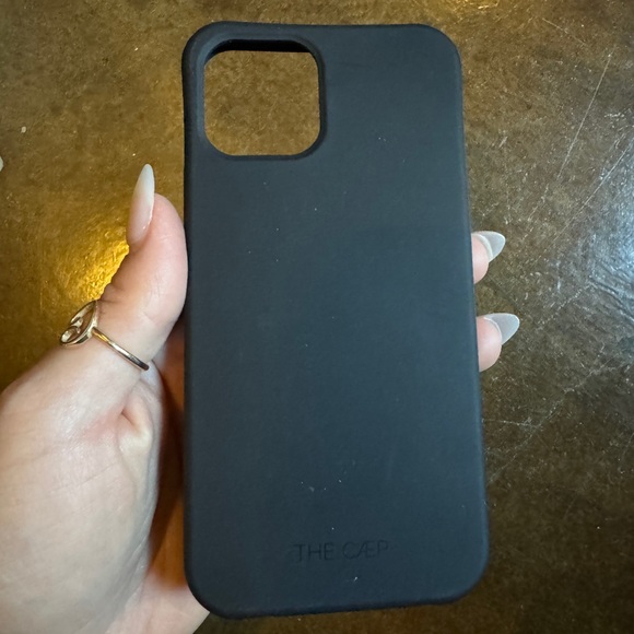 THE CAEP iPhone case and accessories - Picture 4 of 6